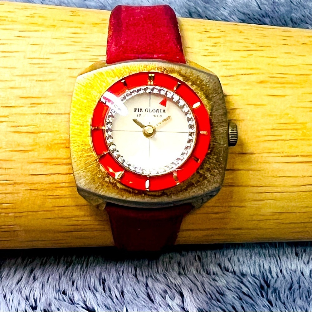 Vintage Piz Gloria Swiss Made 17 Jewels Watch Red Bezel Crystal Accents Dial
